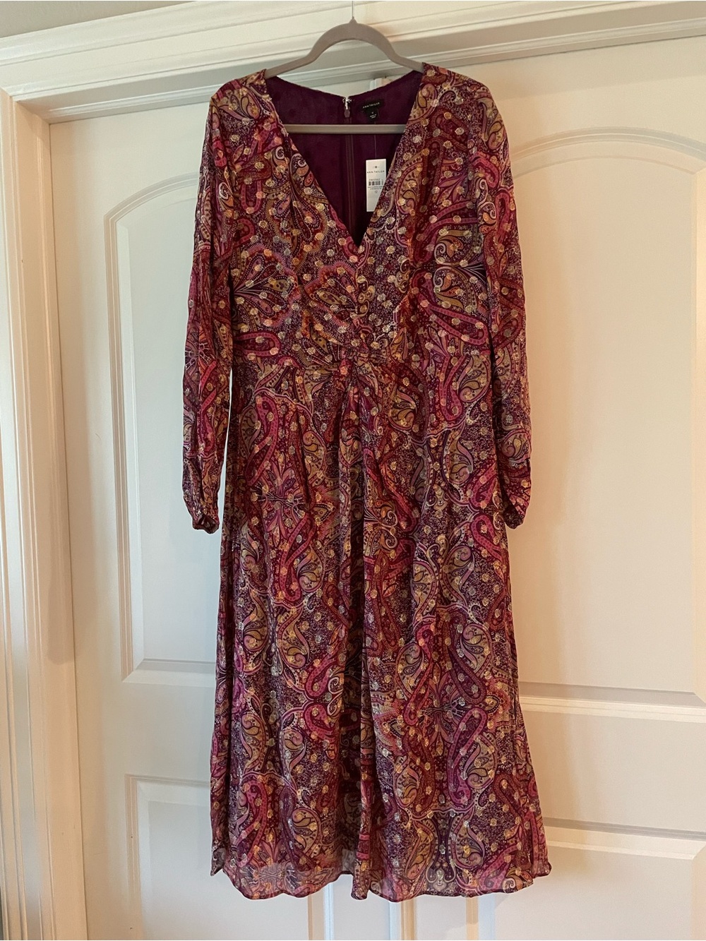 Ann Taylor Burgundy & Gold Paisley V-Neck Long Sleeve Midi Dress